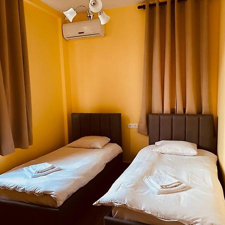 Auto Tana Guest House Tiran Dış mekan fotoğraf