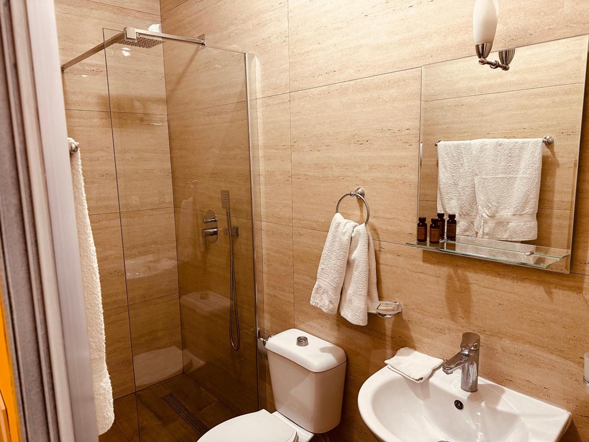 Auto Tana Guest House Tiran Dış mekan fotoğraf
