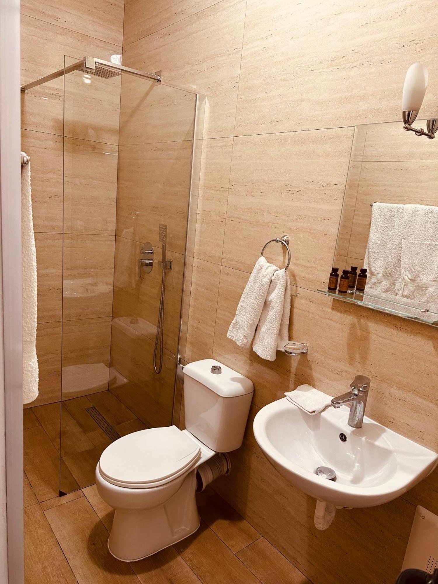 Auto Tana Guest House Tiran Dış mekan fotoğraf